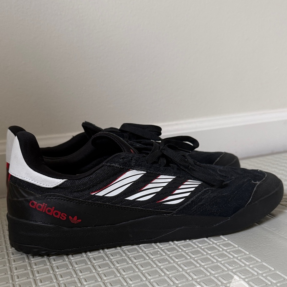 Adidas Black and White Shoes with Red Detail